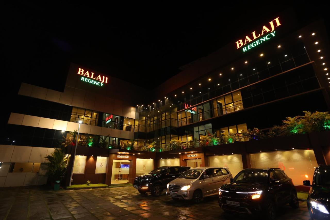 Balaji Regency Kanhangad Kannangad Exterior photo
