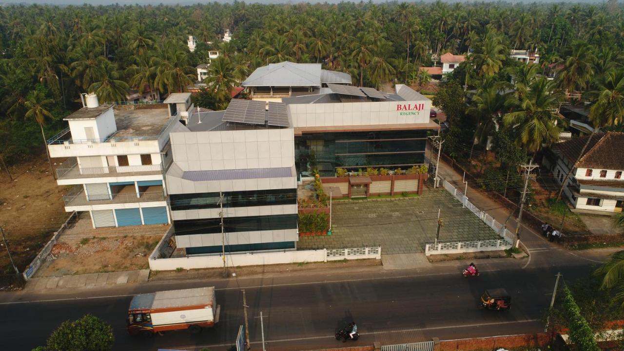Balaji Regency Kanhangad Kannangad Exterior photo