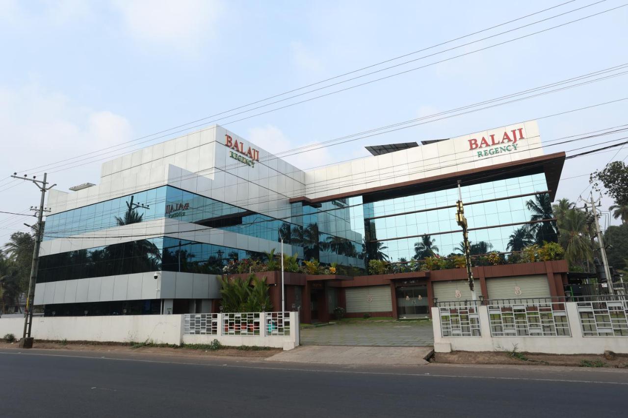 Balaji Regency Kanhangad Kannangad Exterior photo