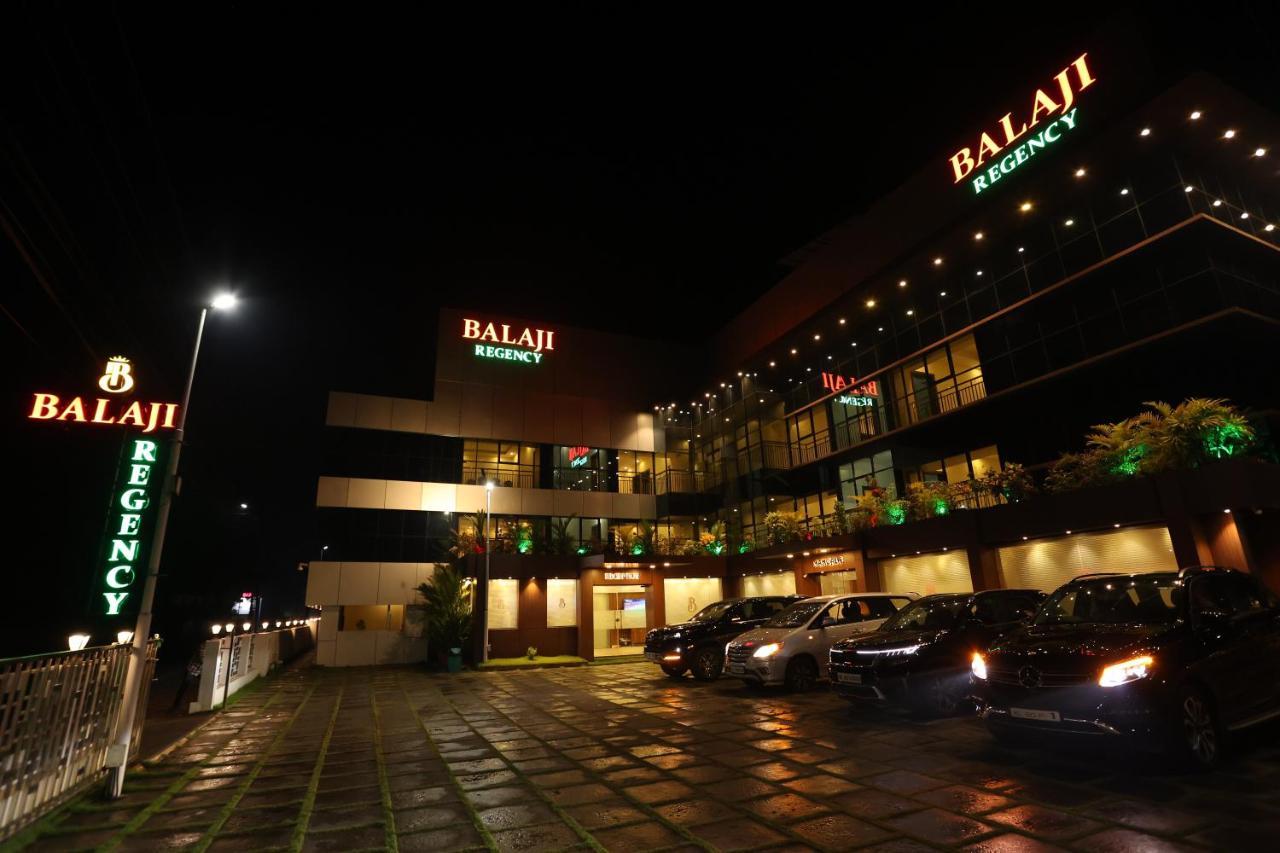 Balaji Regency Kanhangad Kannangad Exterior photo