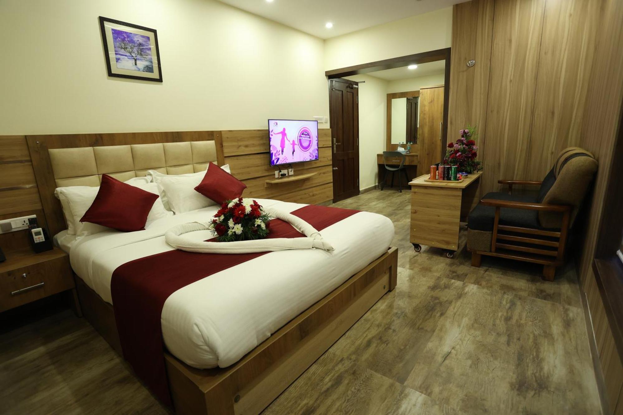 Balaji Regency Kanhangad Kannangad Exterior photo